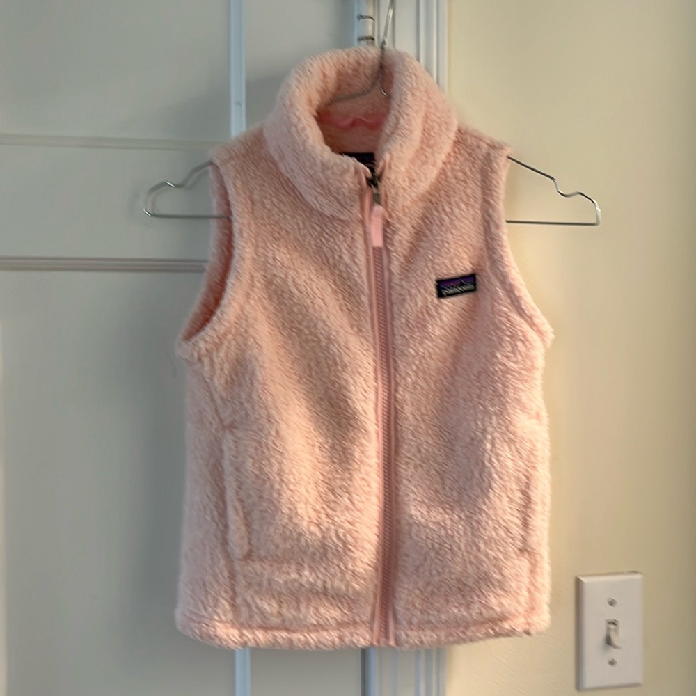 Patagonia girls fleece vest
